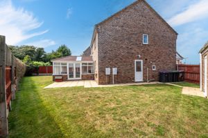 Side elevation- click for photo gallery